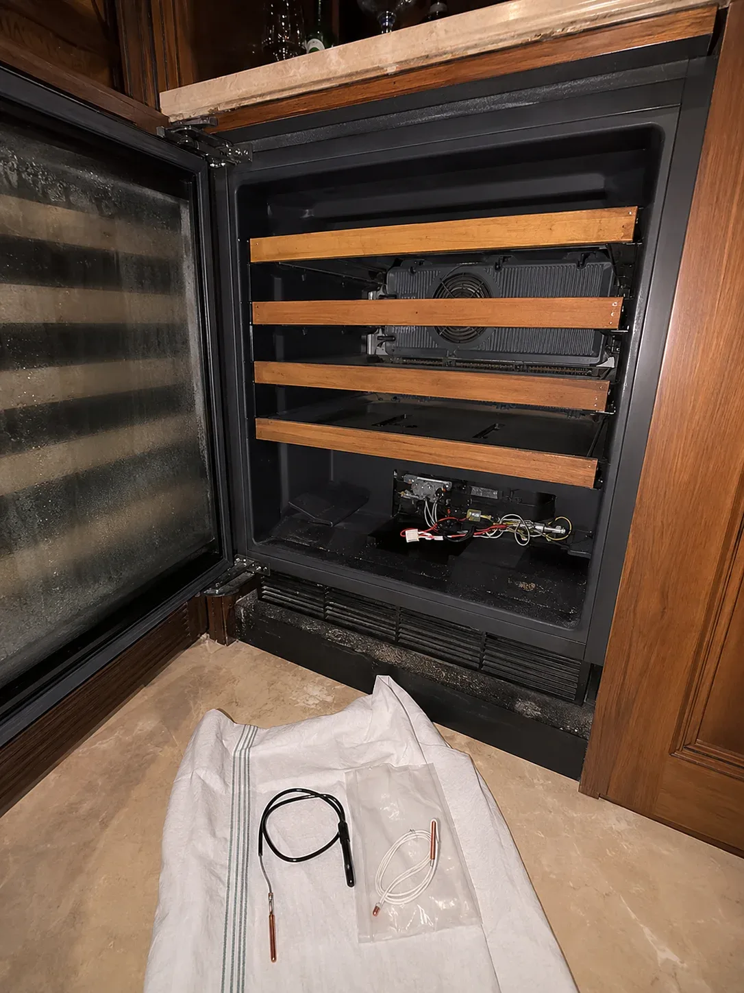Sub-Zero wine cooler repair Los Angeles